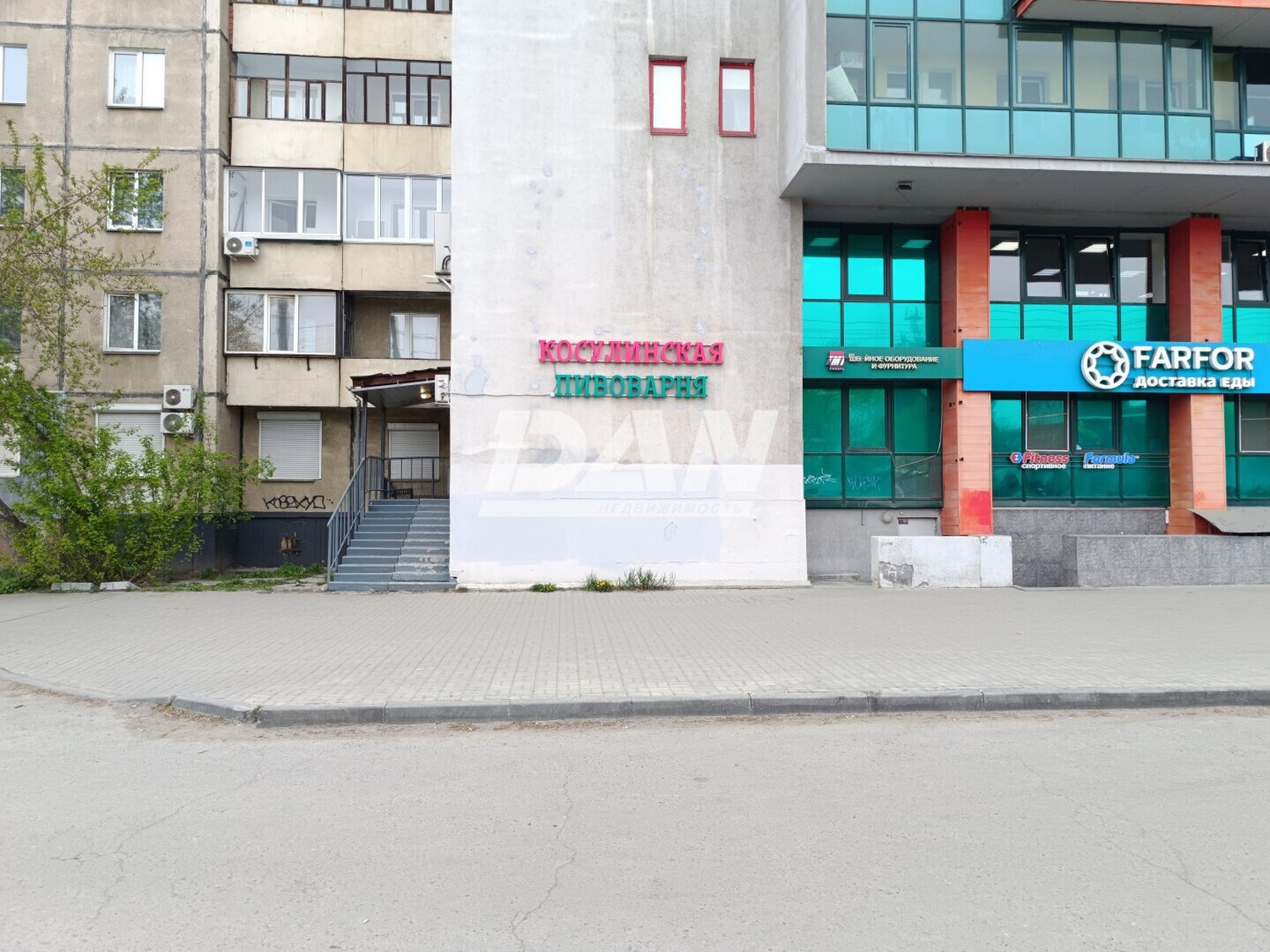 Торговое помещение 97,6 м²