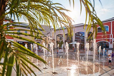 В Outlet Village Белая Дача вернулись покупатели