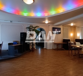 Помещение свободного назначения, 587,8 м²