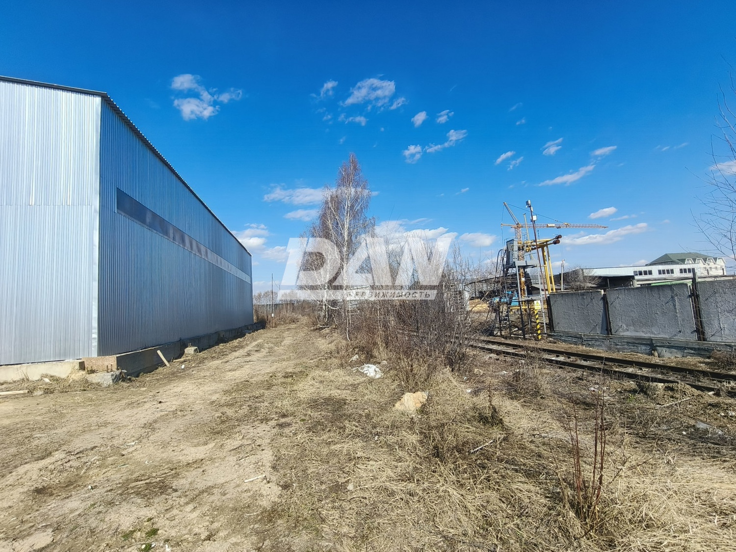 Склад 1300 м²