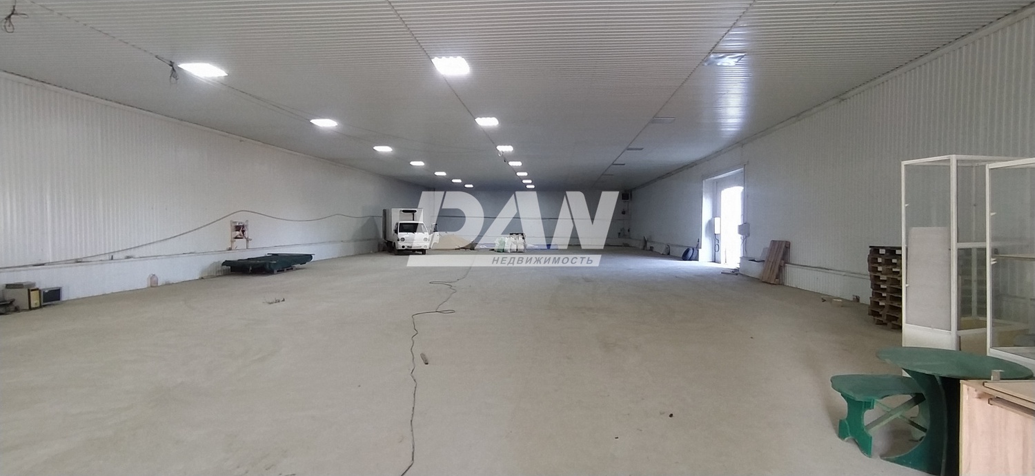 Склад 827 м²