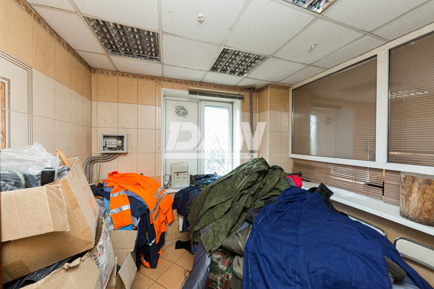 Производственное помещение 944 м²