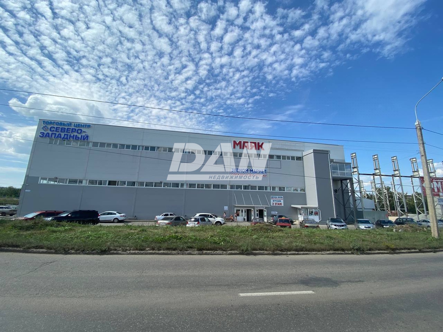 Торговое помещение 1000 м²