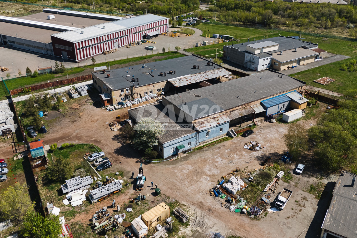Производственное помещение 1256 м²