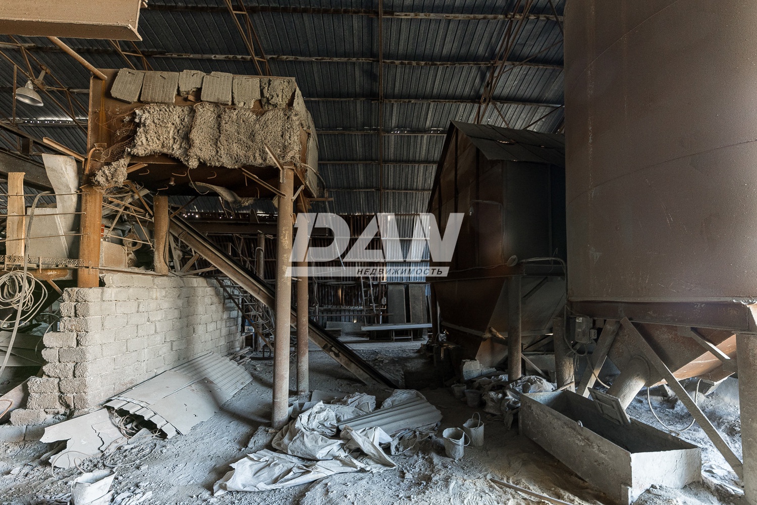 Производственное помещение 1132 м²