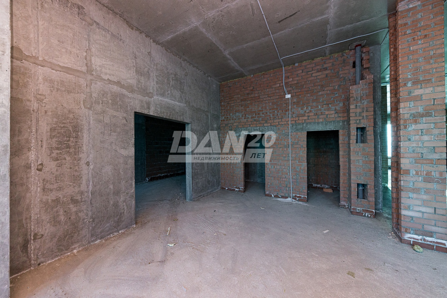 Торговая площадь 296,8 м²