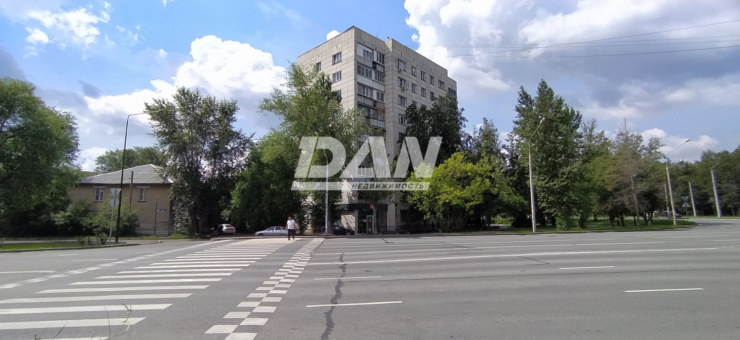 Торговая площадь 102 м²