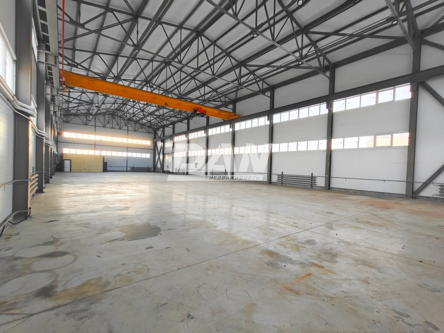 Производственное помещение 900 м²