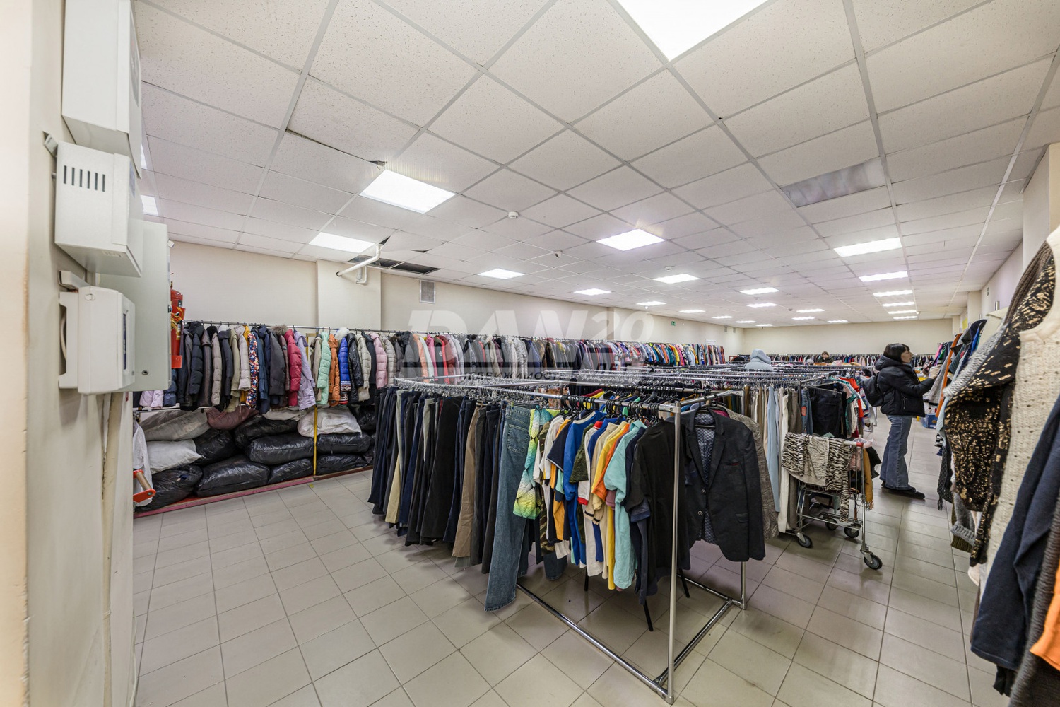 Торговое помещение 267,1 м²