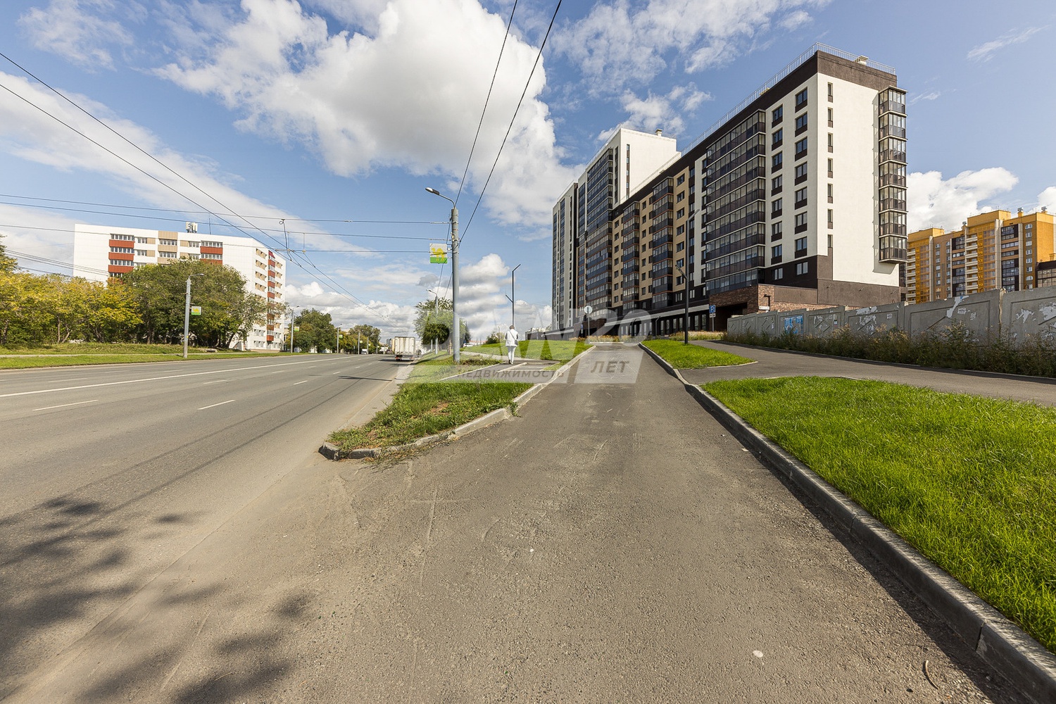 Торговое помещение 270 м²