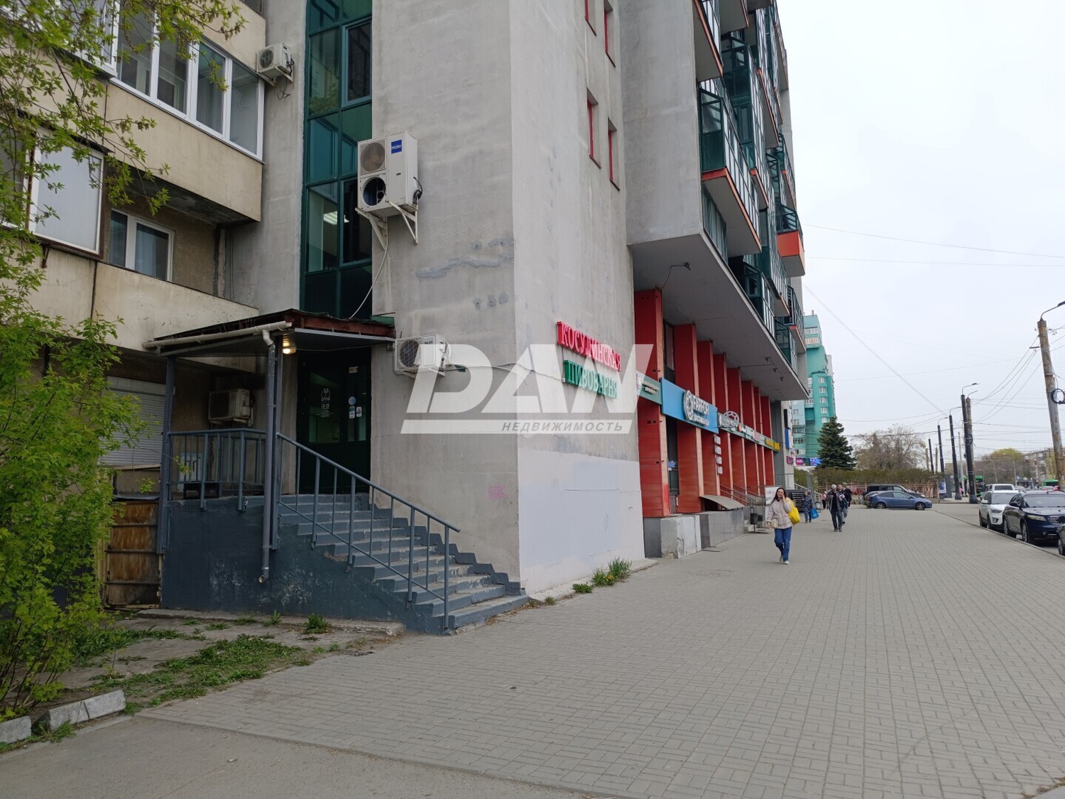 Торговое помещение 97,6 м²