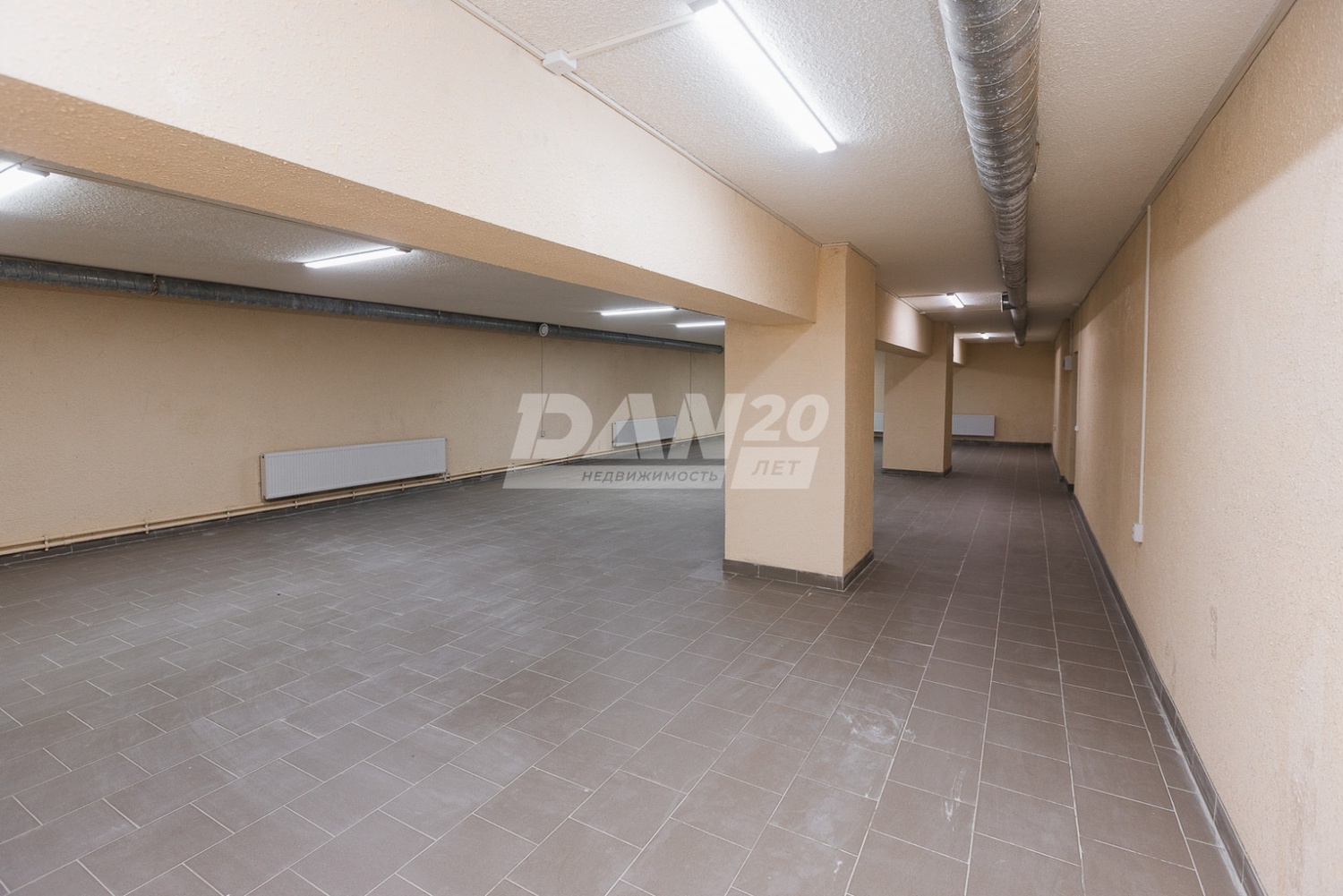 Помещение свободного назначения 610 м²