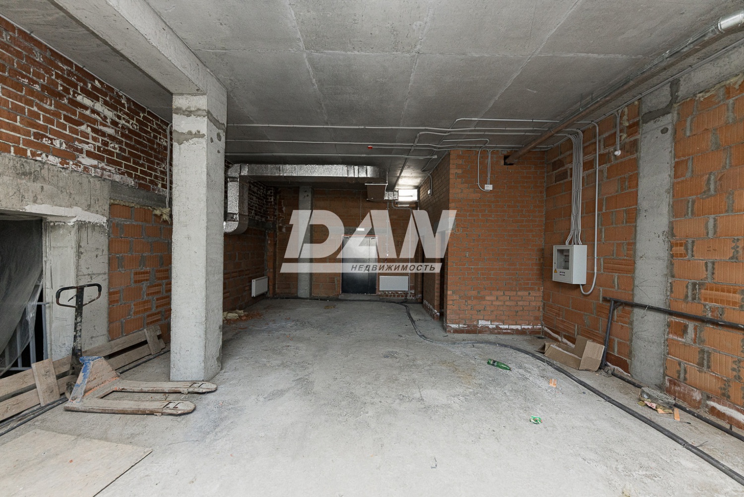 Помещение свободного назначения 347,6 м²