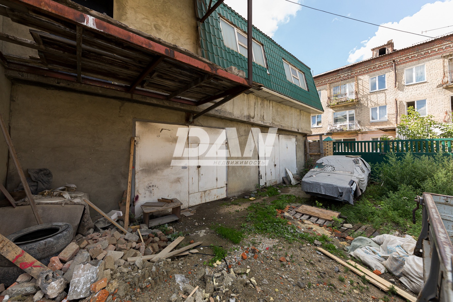 Земельный участок 1500 м²