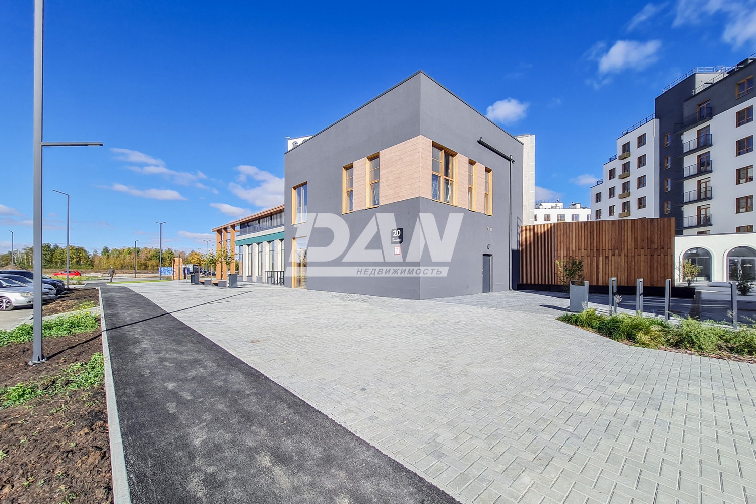 Торговая площадь 599,7 м²