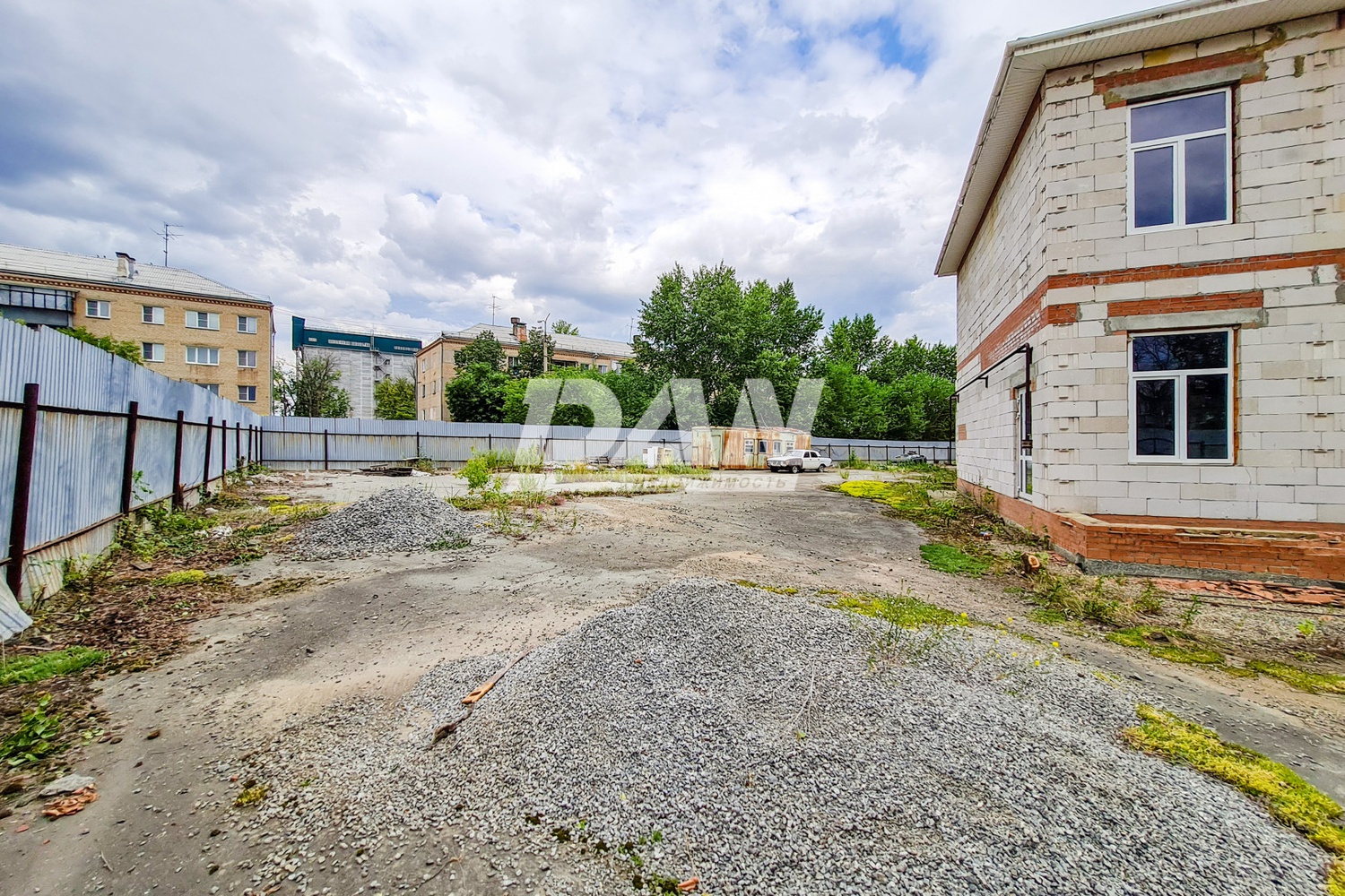 Помещение свободного назначения 1032 м²