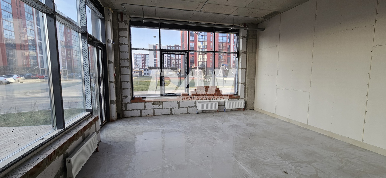 Торговое помещение 81,5 м²