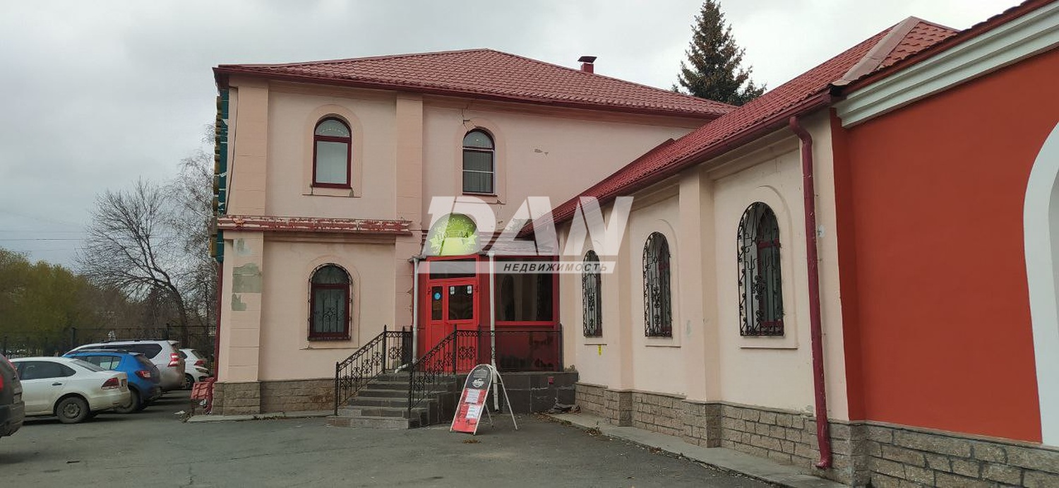 Помещение свободного назначения 587,8 м²