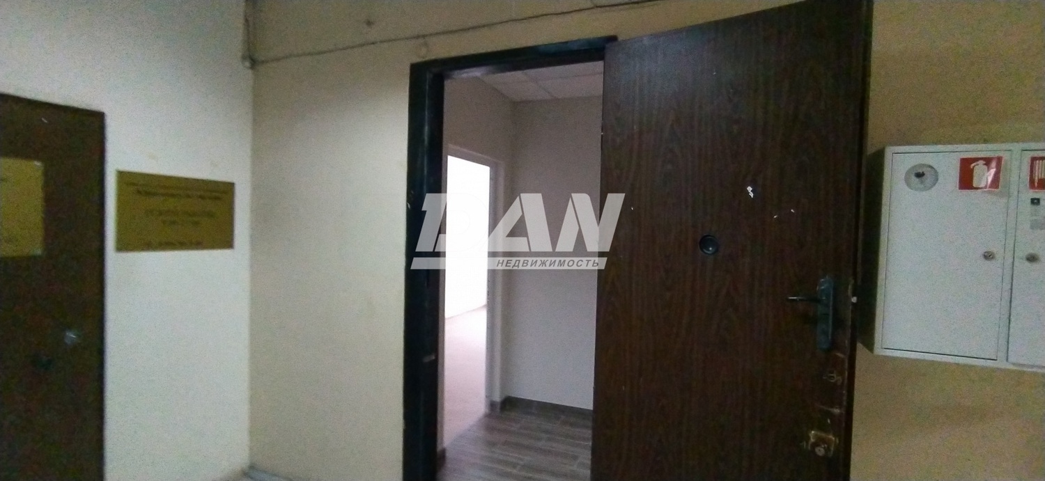 Помещение свободного назначения 15,9 м²