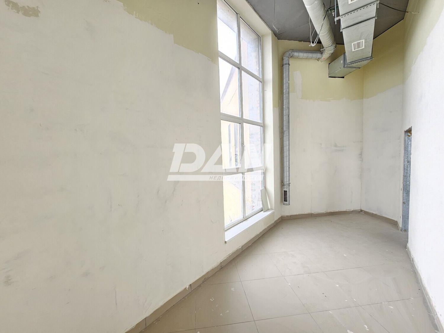 Помещение свободного назначения 356 м²