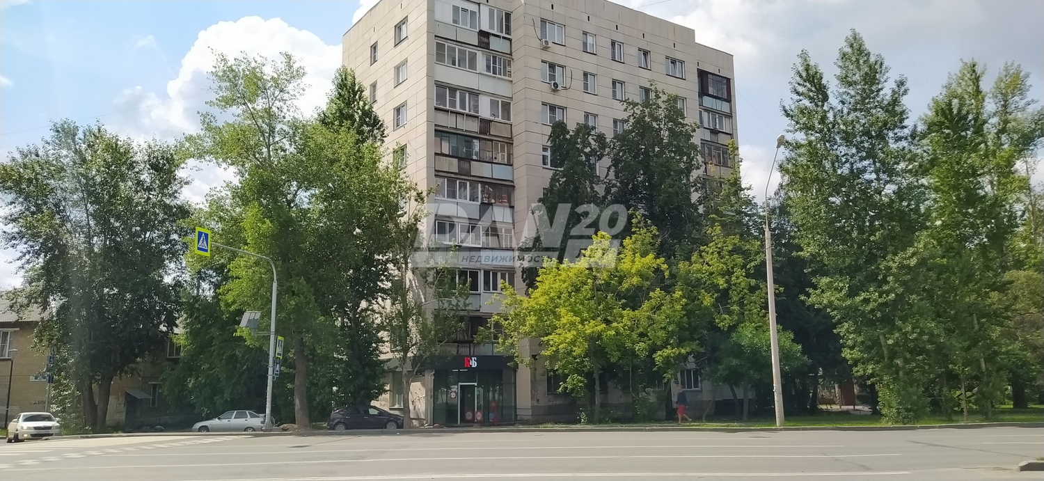 Торговая площадь 102 м²