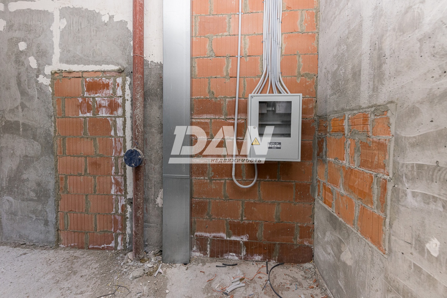 Помещение свободного назначения 327,8 м²