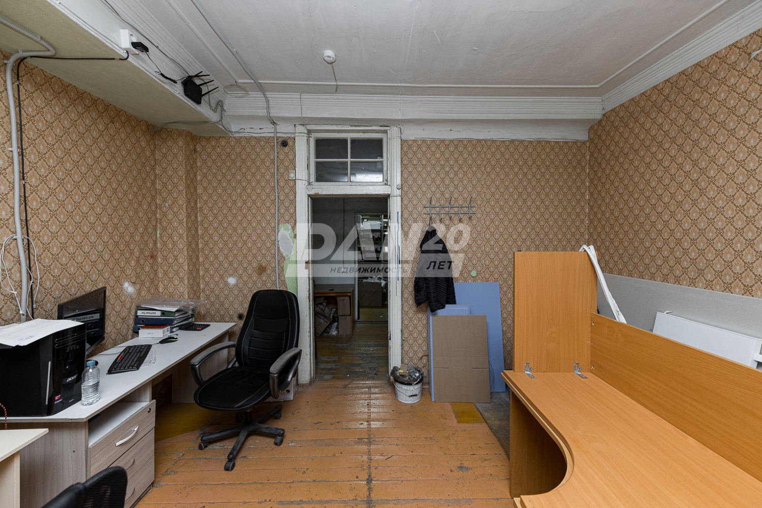 Помещение свободного назначения 353 м²