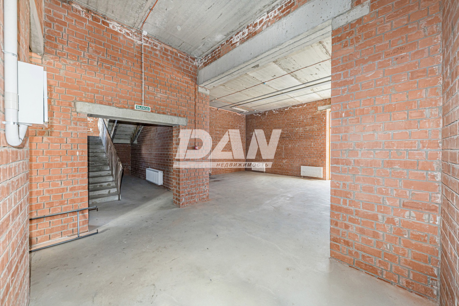 Торговая площадь 599,7 м²