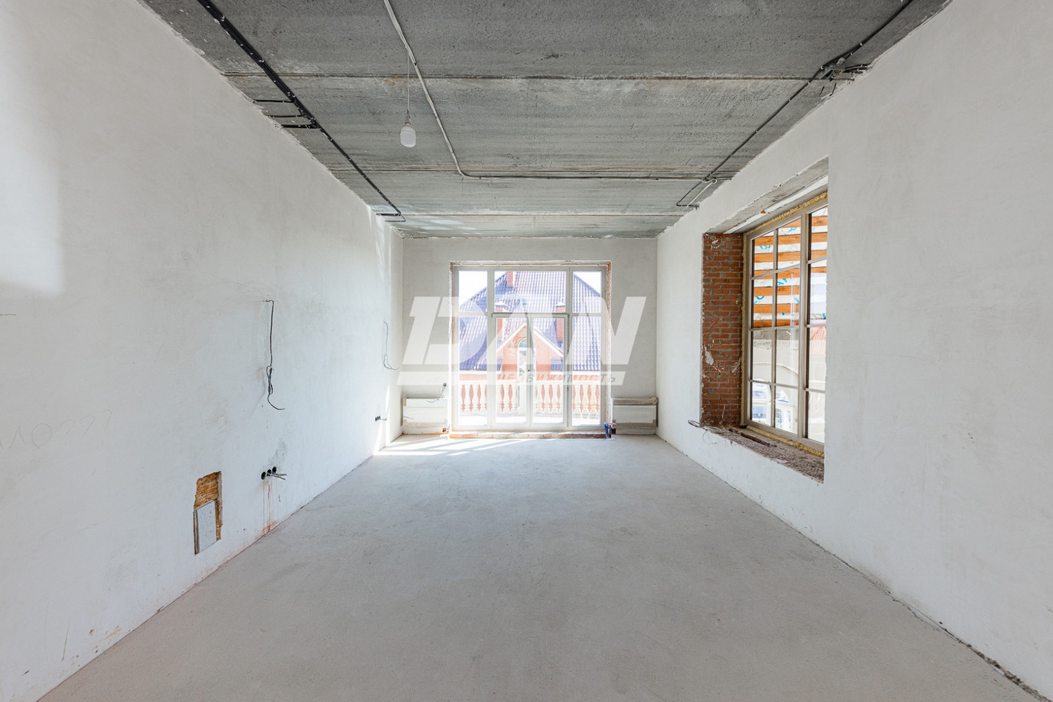 Помещение свободного назначения 1736,3 м²