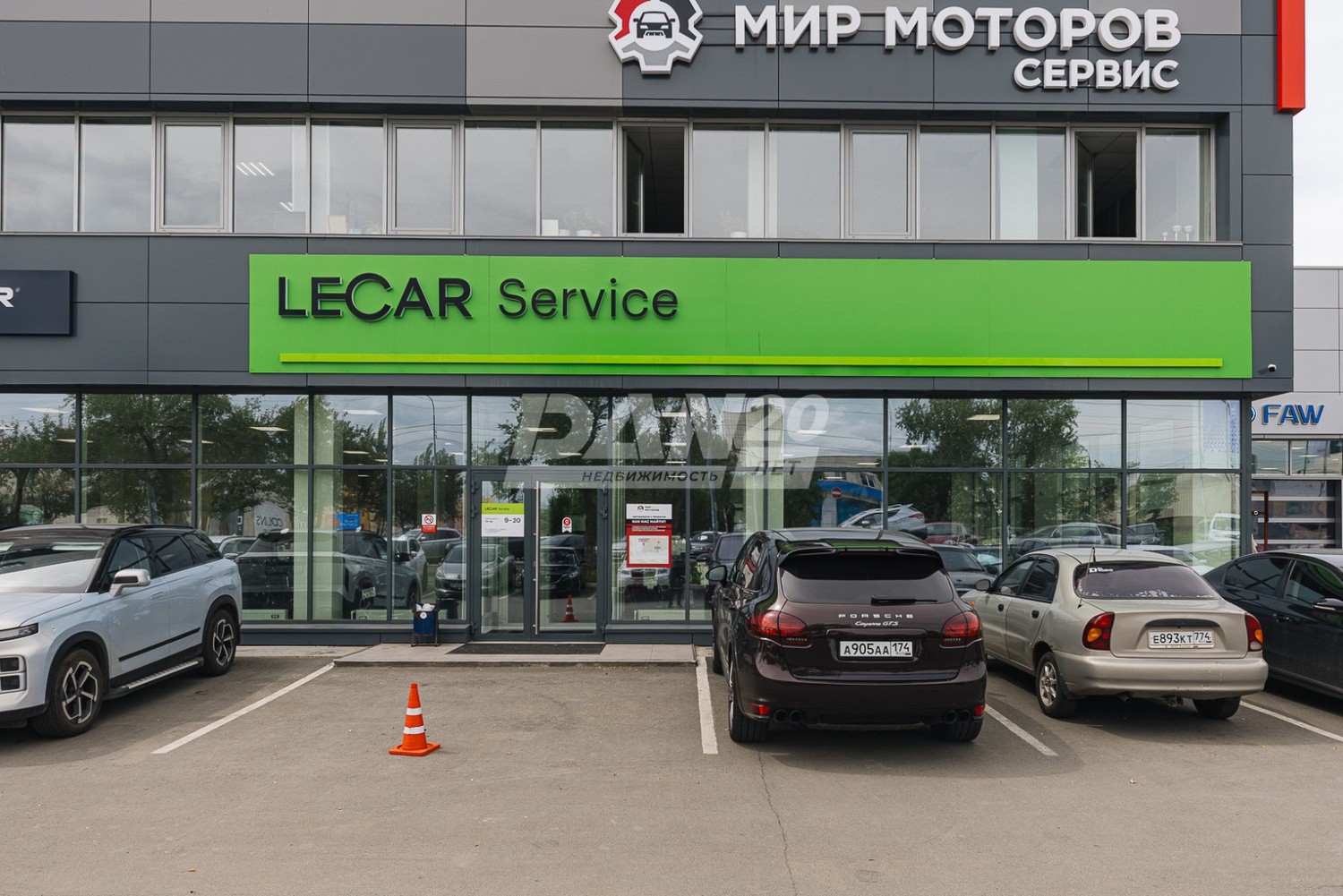 Торговое помещение 450 м²