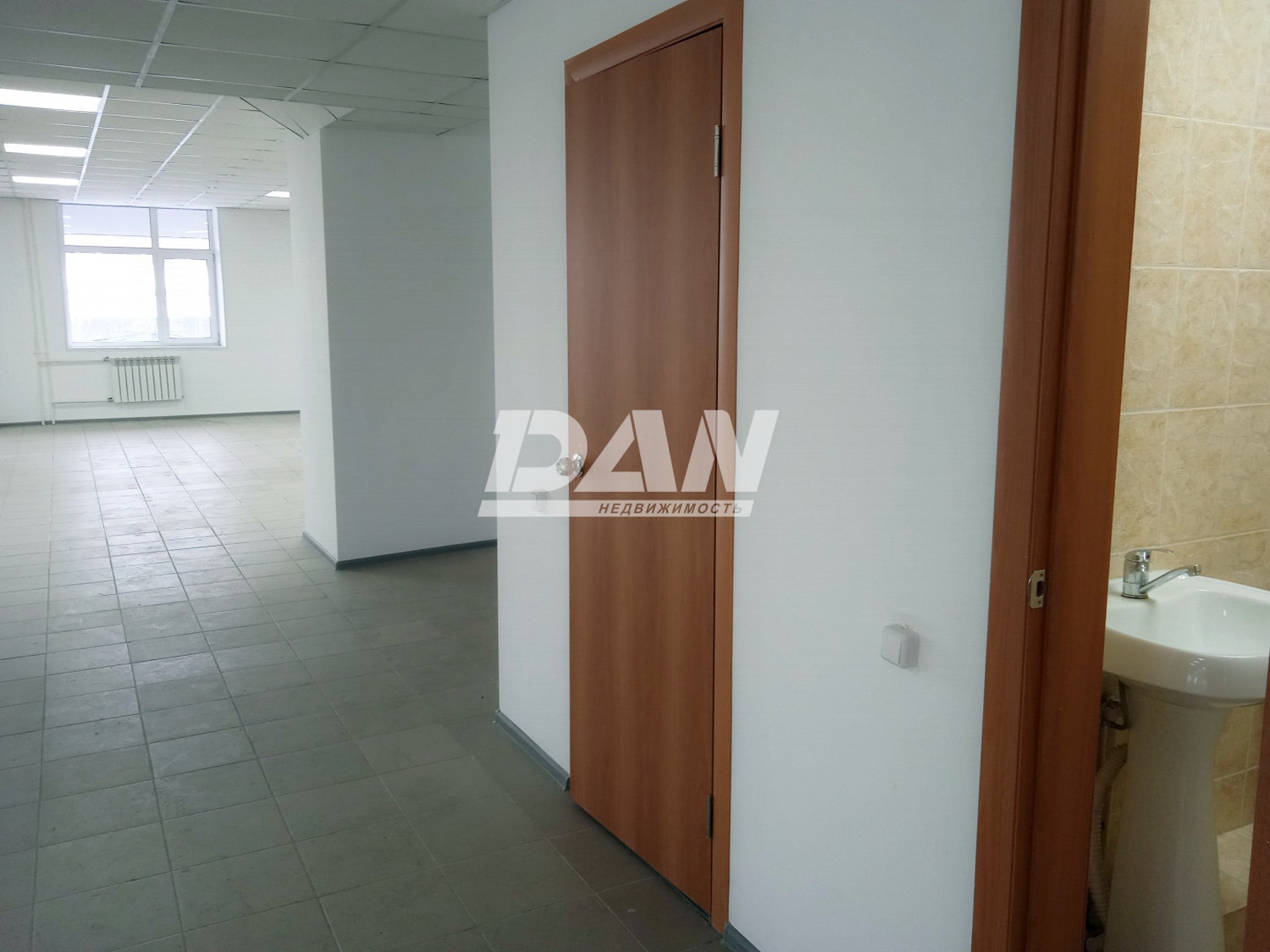 Помещение свободного назначения 600 м²