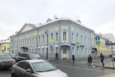 Сбербанк продаст офисное здание в центре Москвы