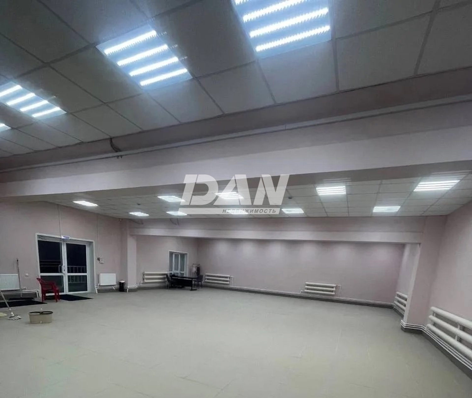 Помещение свободного назначения 247,4 м²