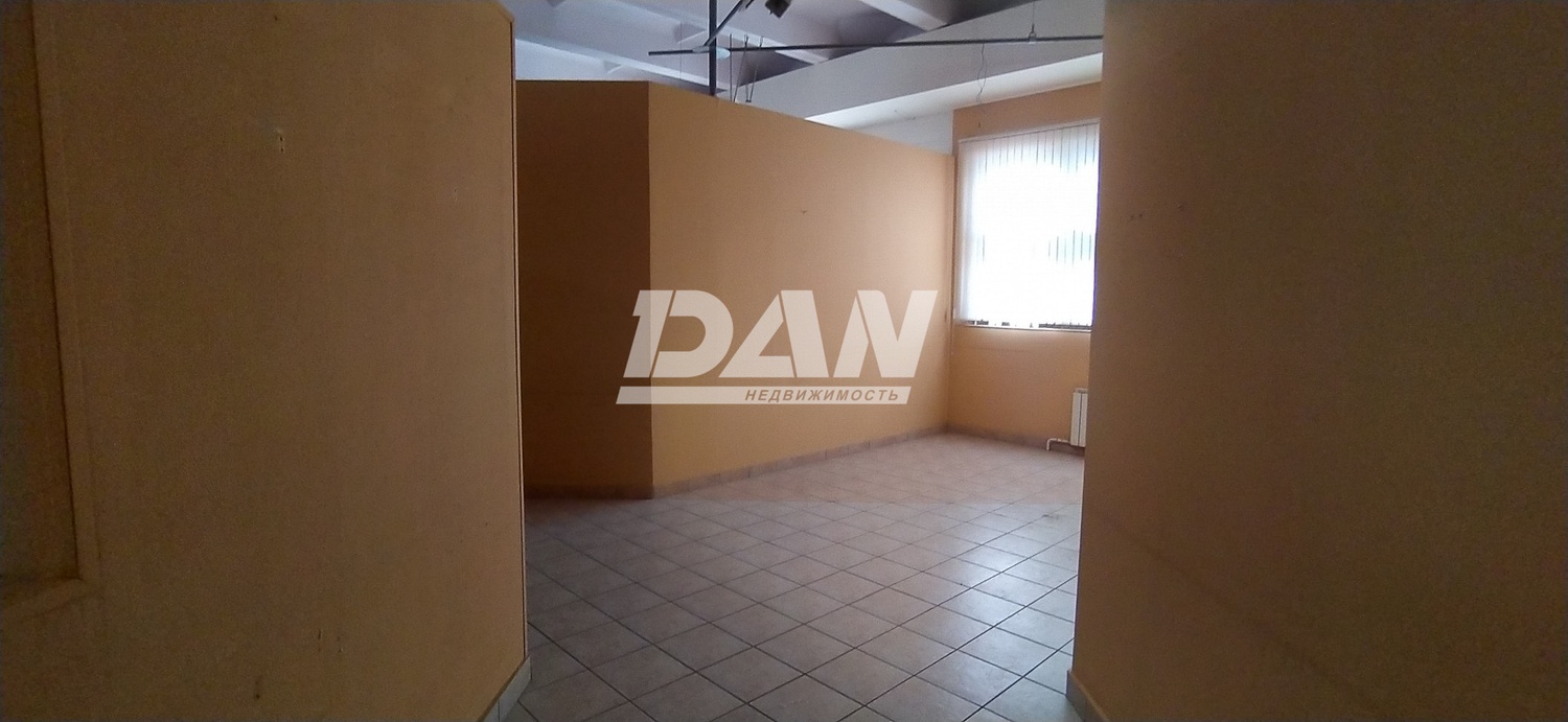 Помещение свободного назначения 820 м²