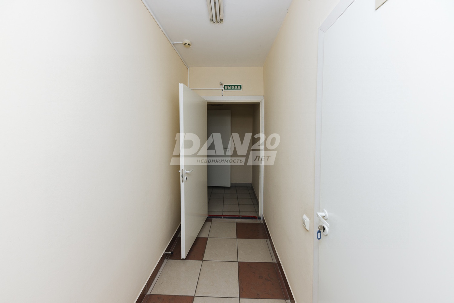 Торговое помещение 339 м²