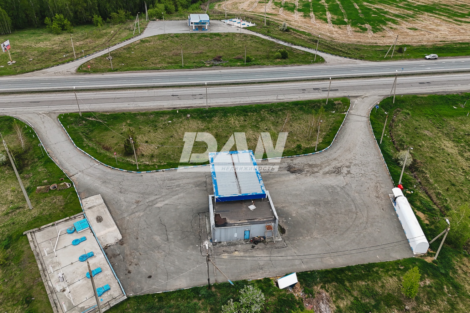 Земельный участок 7800 м²