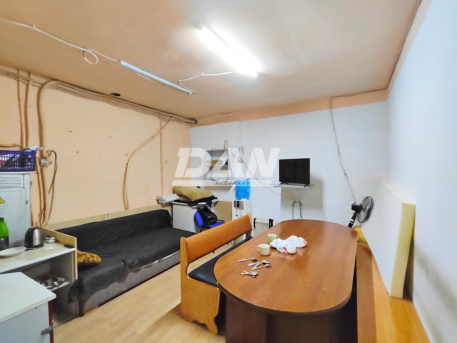 Производственное помещение 1630 м²