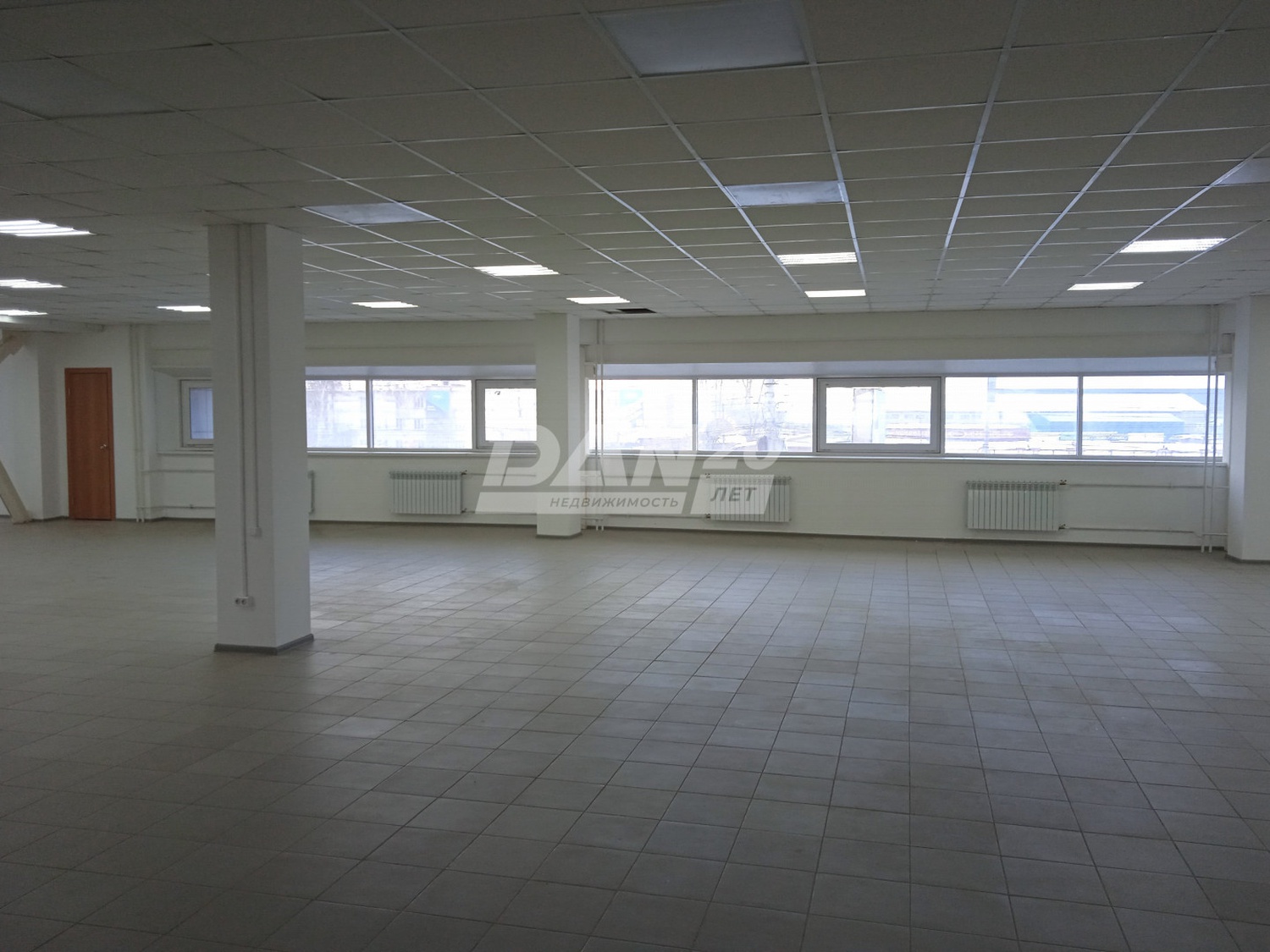 Помещение свободного назначения 600 м²