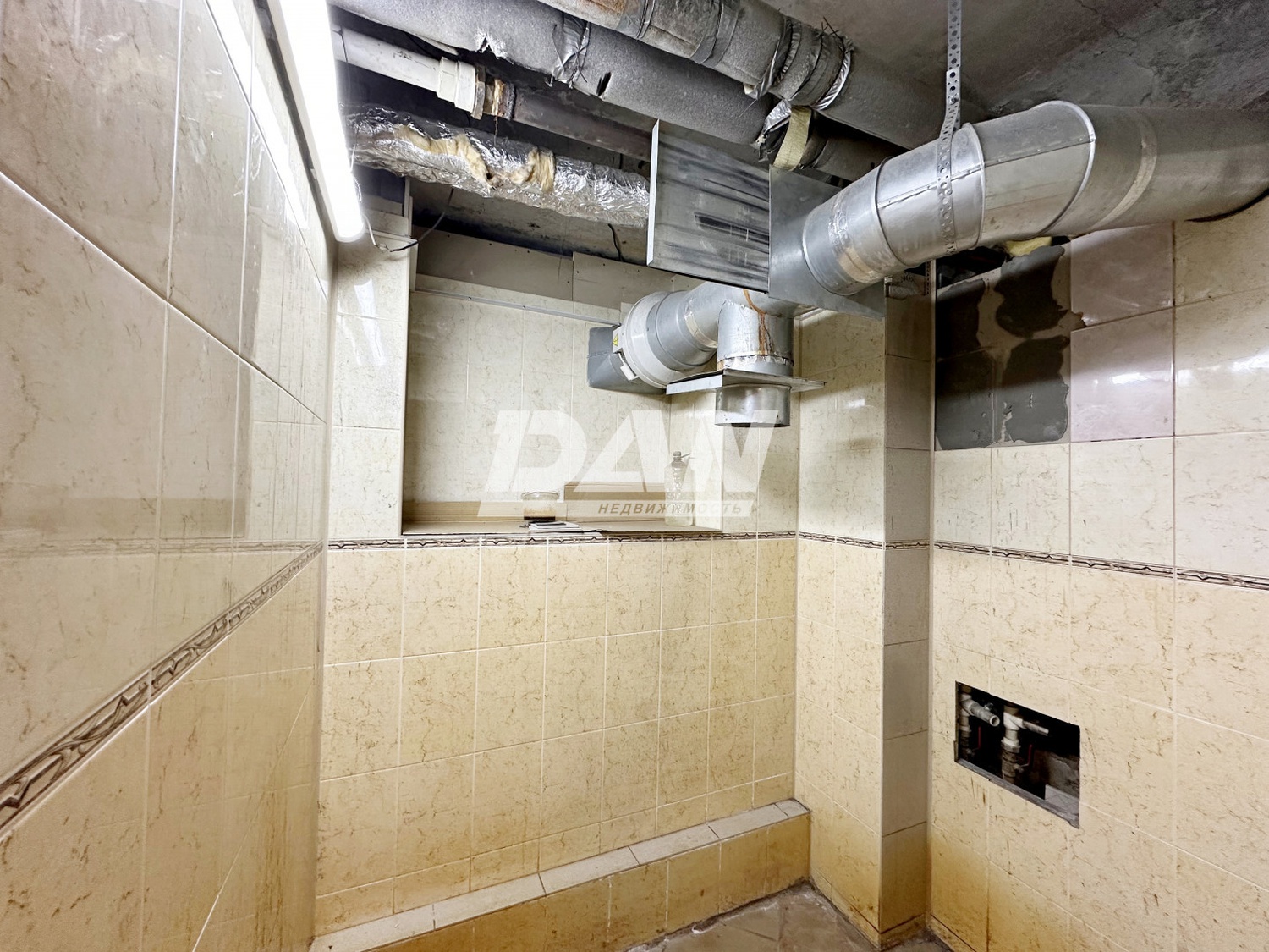 Помещение свободного назначения 187 м²