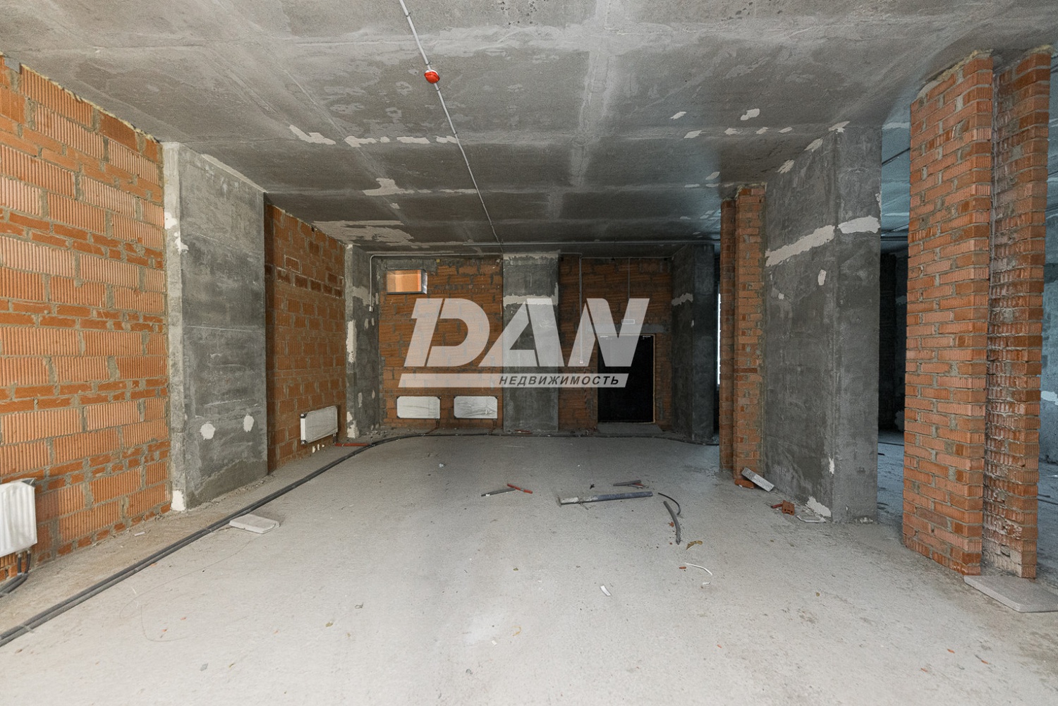 Помещение свободного назначения 327,8 м²