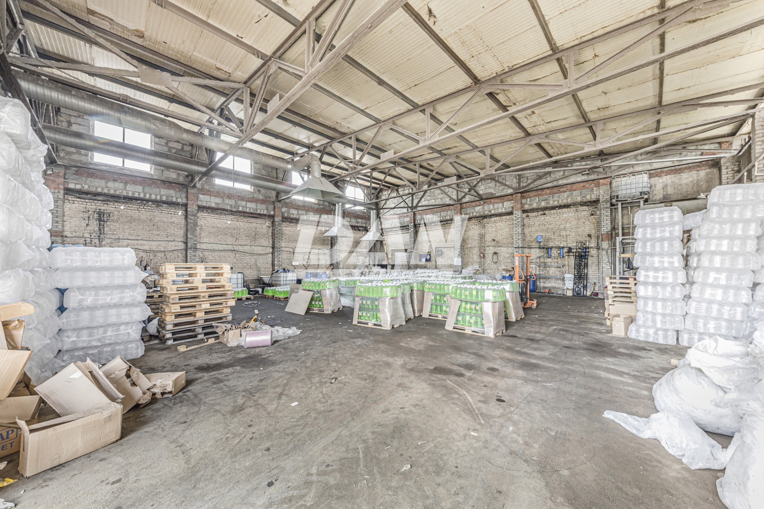 Помещение свободного назначения 940,4 м²