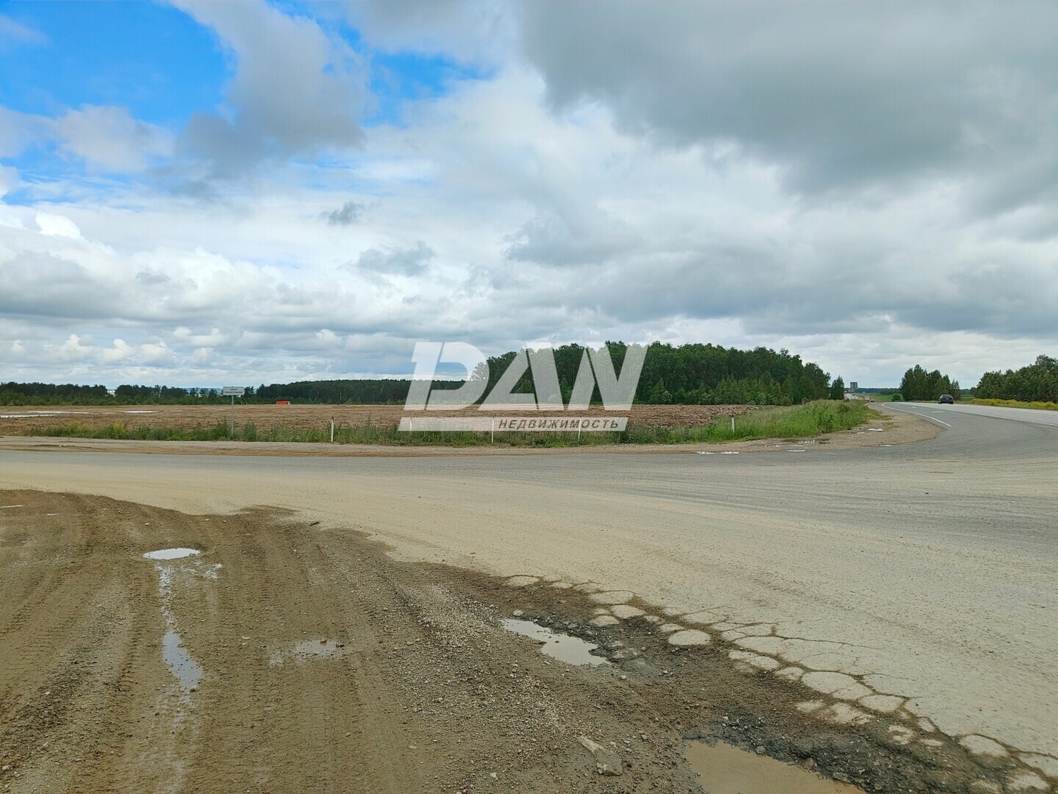 Земельный участок 15000 м²