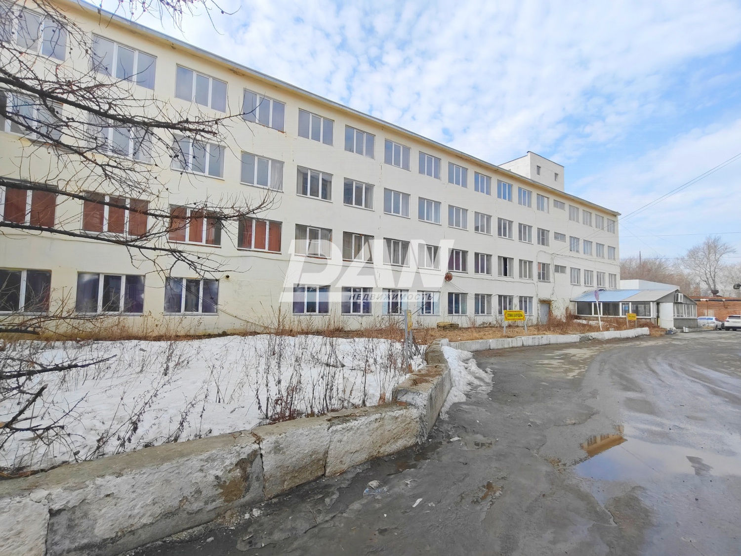 Помещение свободного назначения 4439,9 м²