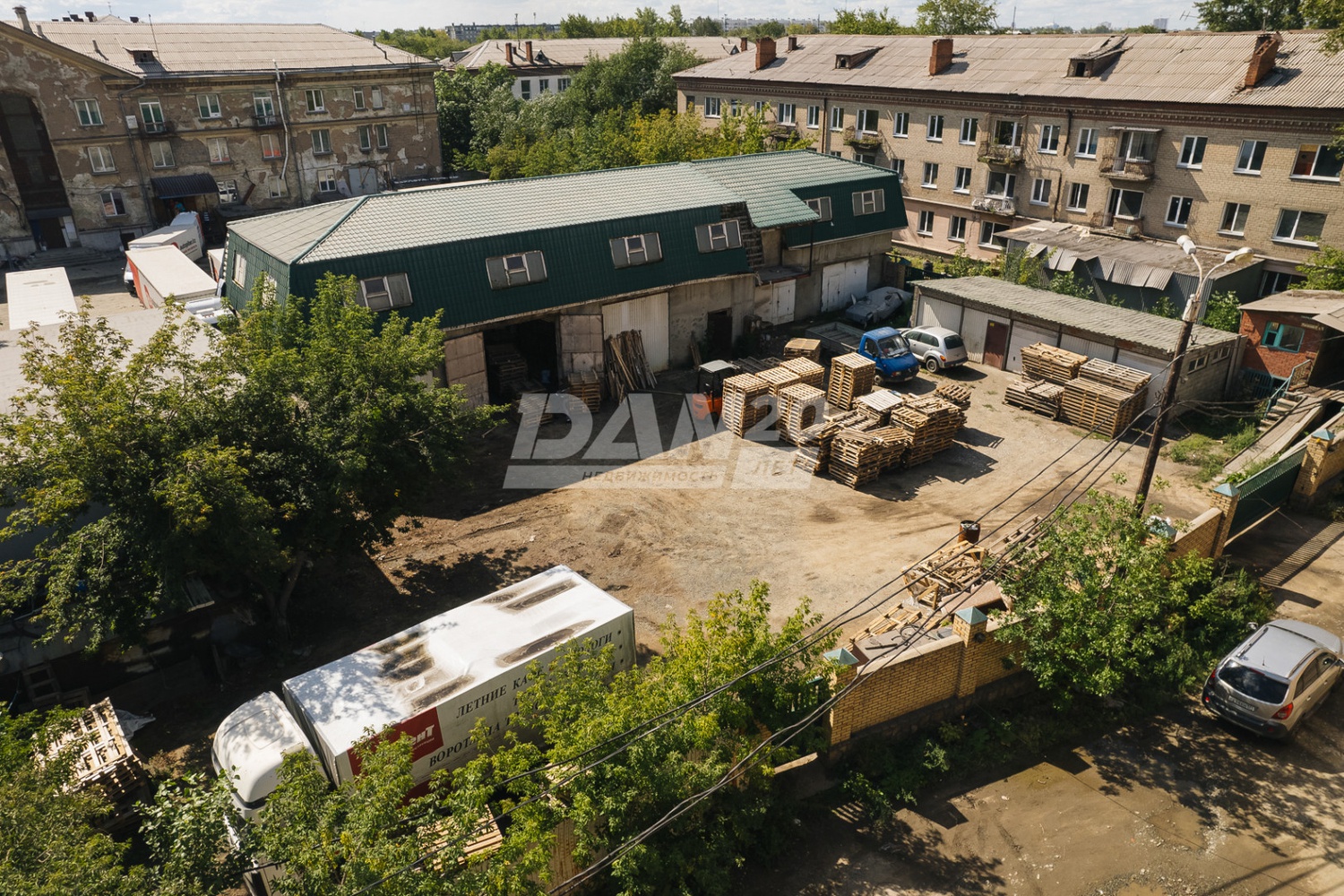 Земельный участок 1500 м²