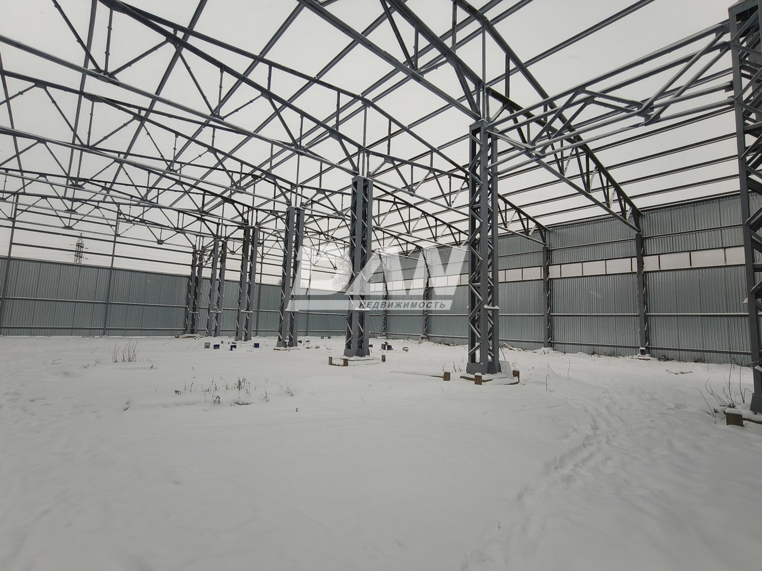 Склад 1300 м²