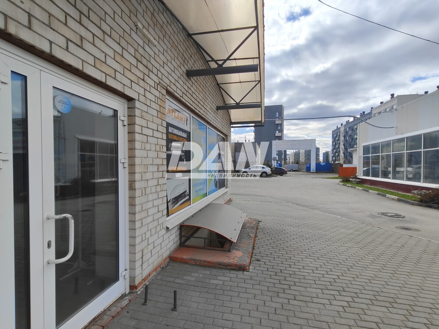 Помещение свободного назначения 339 м²