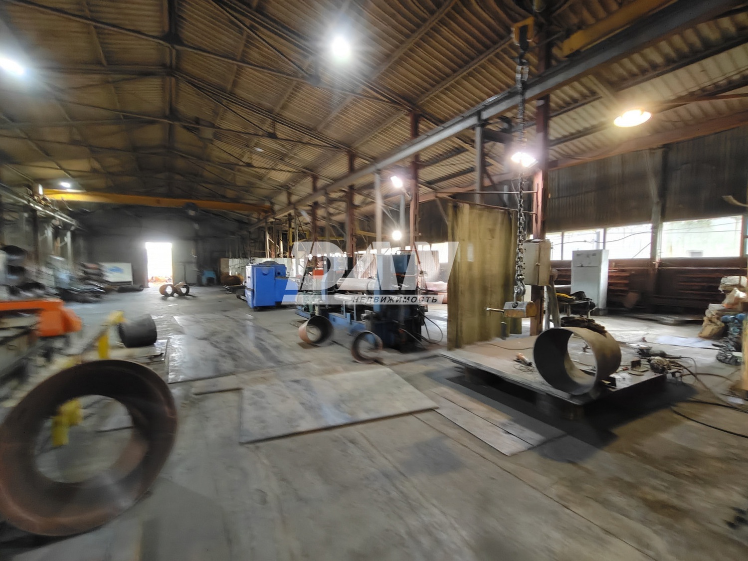 Производственное помещение 1490 м²