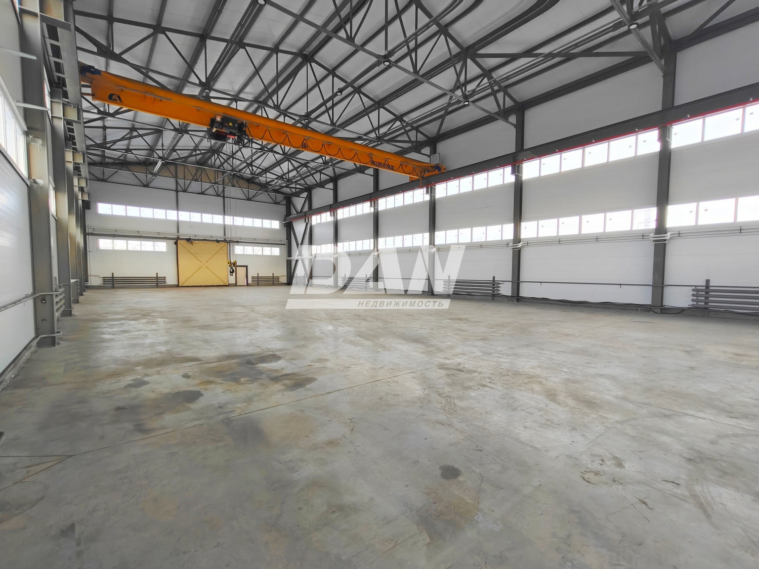 Производственное помещение 900 м²