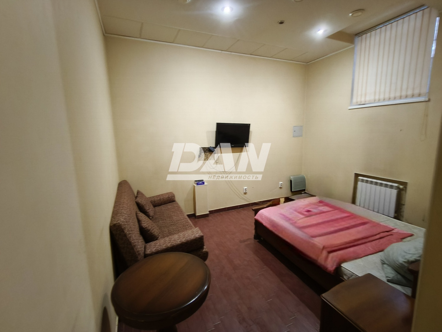 Торговая площадь 283 м²