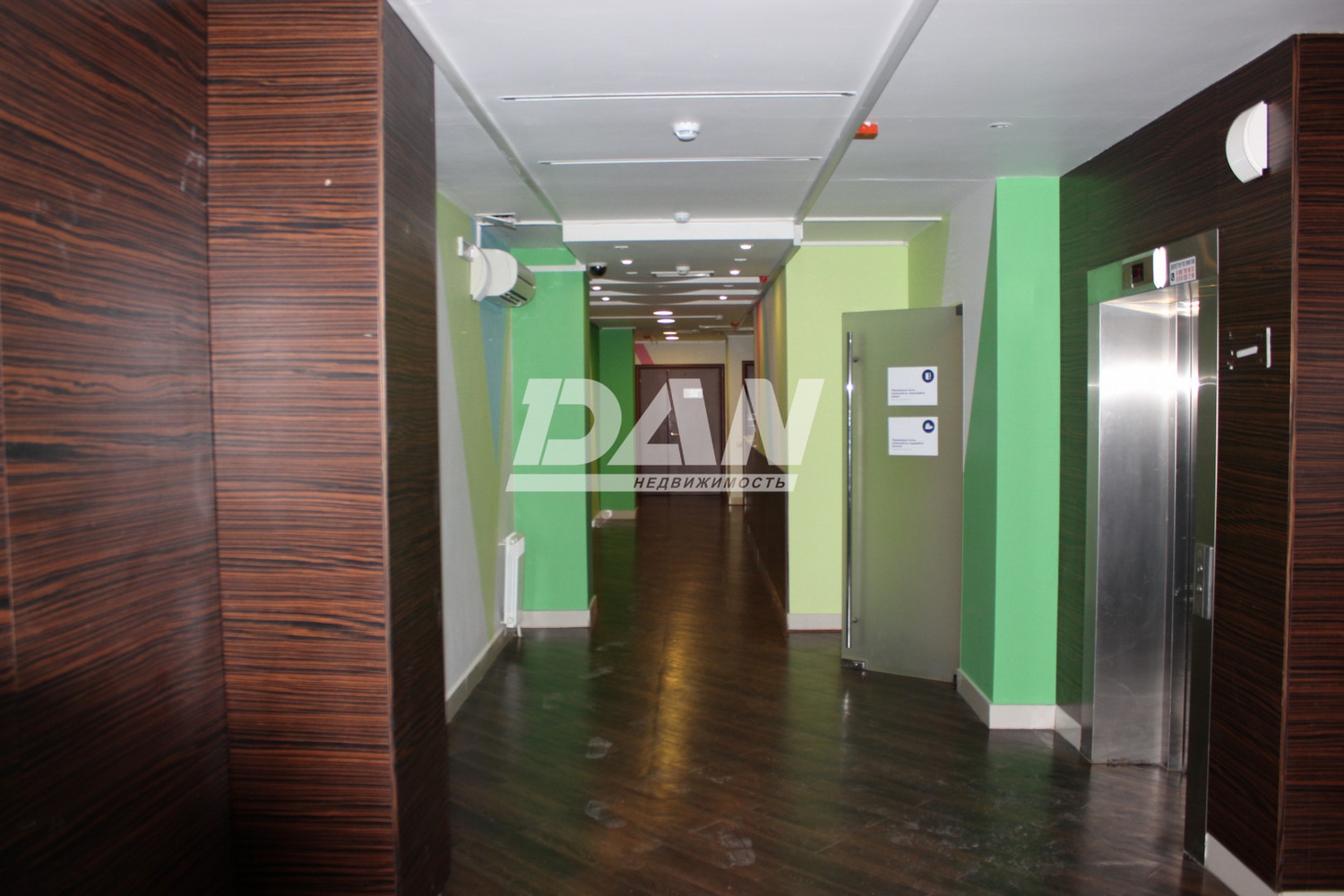 Помещение свободного назначения 897,7 м²